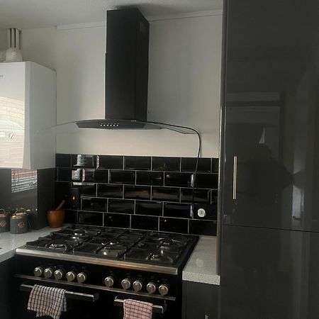 Queenomega'S Home Stay Londres Extérieur photo